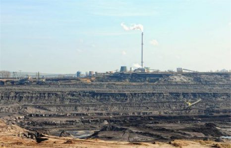 现在比特币35000,以太坊1100,哪个翻倍的可能性更大?